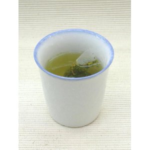 画像2: べにふうき緑茶 ティーバッグタイプ 3g×10包 約5日分 国内産 静岡県産 メチル化カテキン 10個買うごとに1個プレゼント